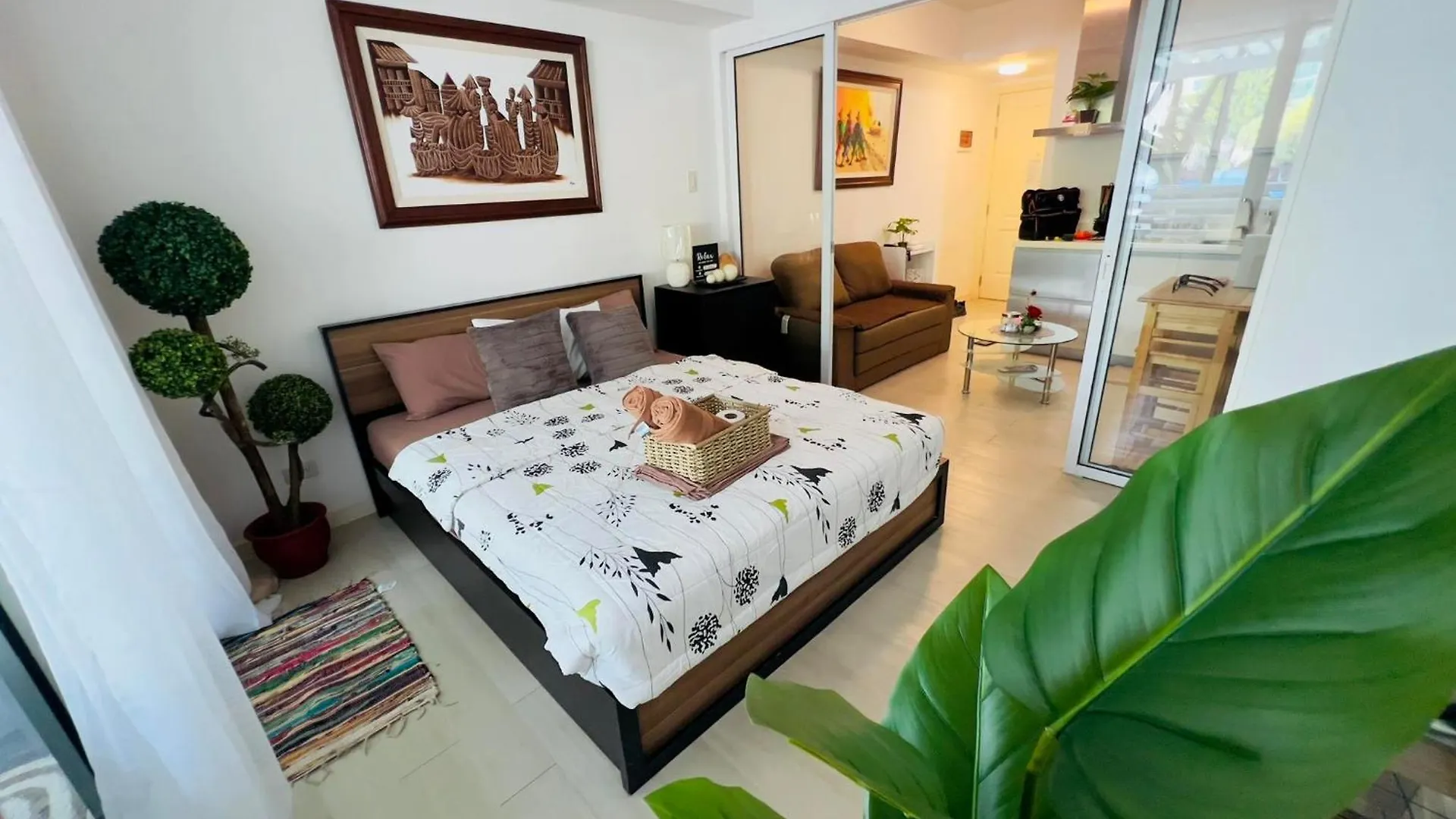 Condominium Units in Azure Beach Resort Residences Manila 0*,
