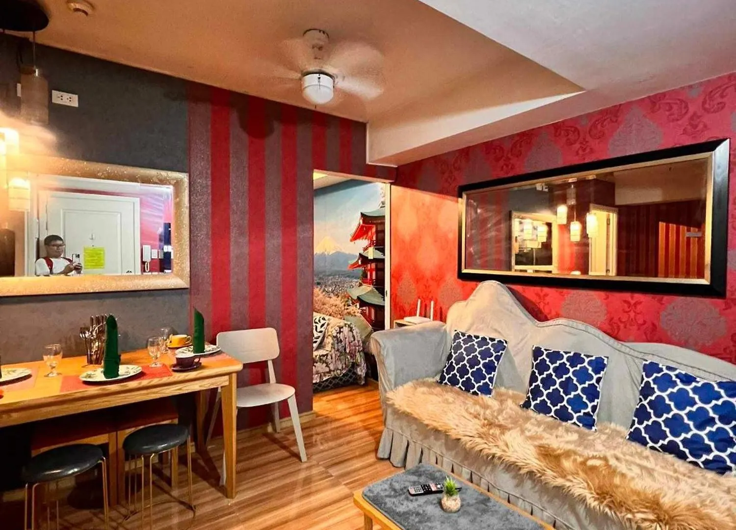 Beach Front Living In The Heart Of The City, Azure Residences Manila Apartment